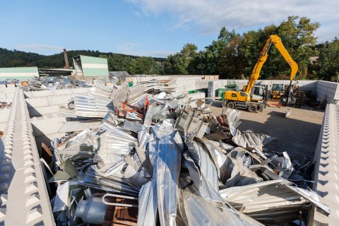 Výkup kovů; V TSR Express vykupujeme všechny běžné druhy kovového odpadu na základě předloženého OP.